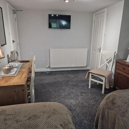 Teviotside Travel Inn Ltd Hawick Buitenkant foto